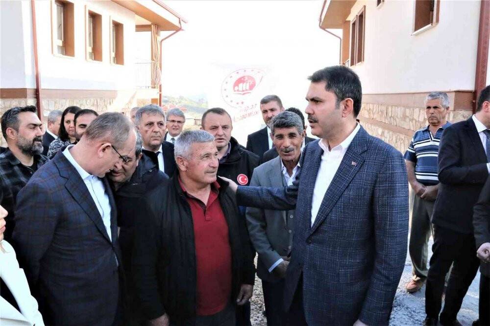 Bakan Kurum’dan mahalle muhtarına cami lojmanı sözü