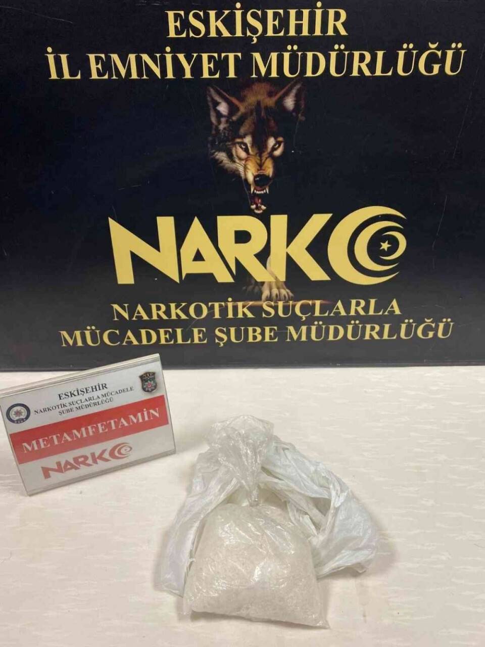 Eskişehir'de zehir tacirlerine operasyon