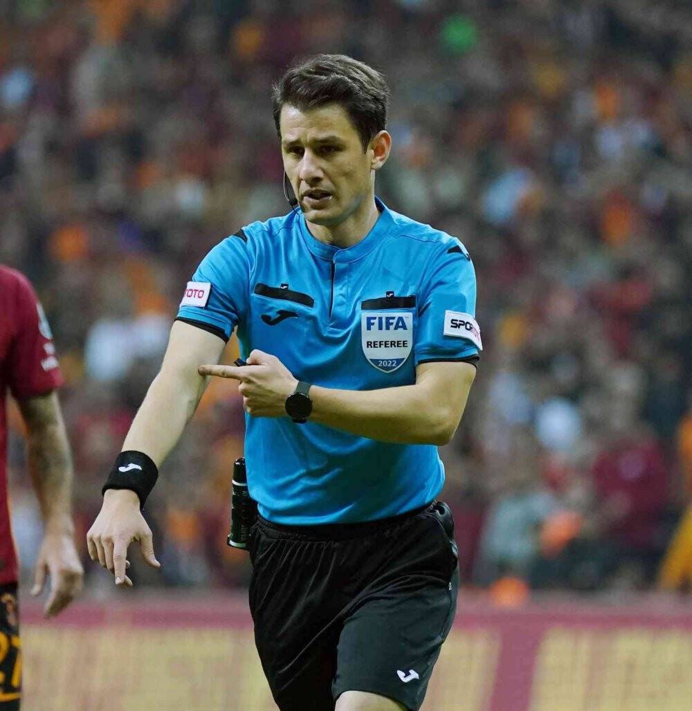 Meler 3. kez Fenerbahçe - Galatasaray derbisinde düdük çalacak