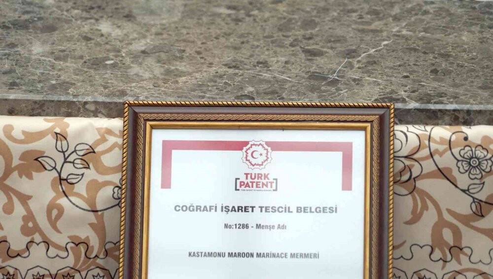 İstanbul Havalimanını süsleyen mermere coğrafi işaret.