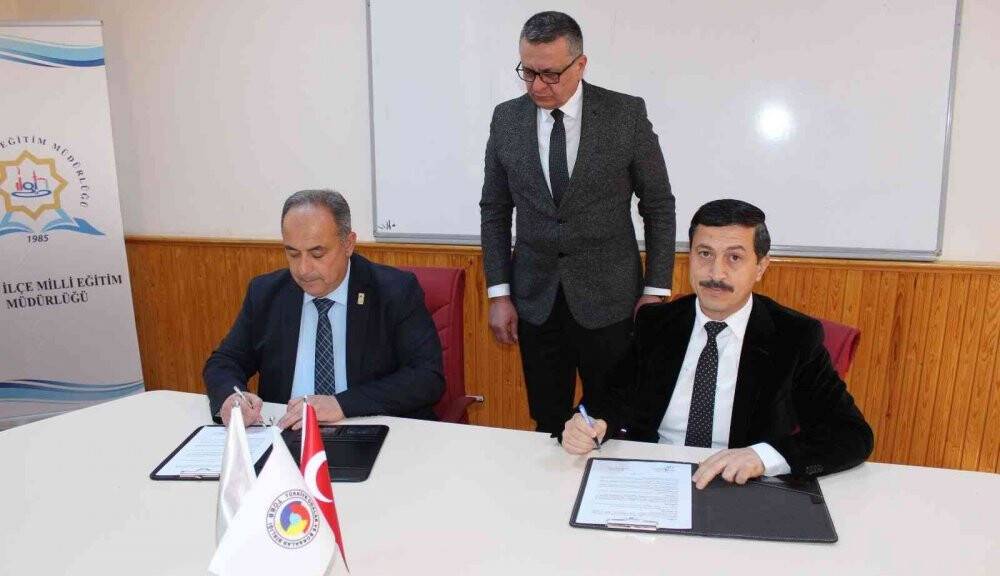 Ilgın Ticaret Borsası’ndan Bilim ve Sanat Merkezi’ne destek