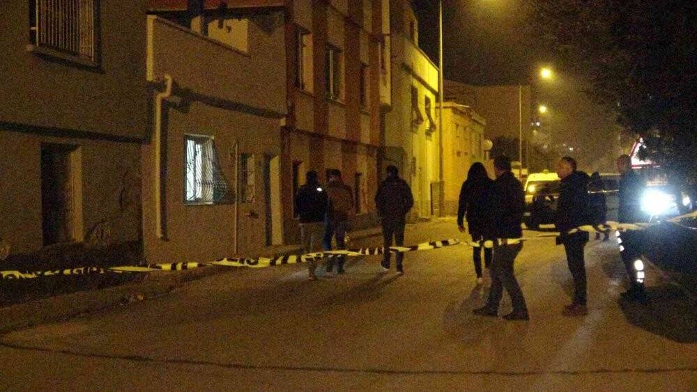 Öğrenciler evlerinin bahçesinde el bombası buldu