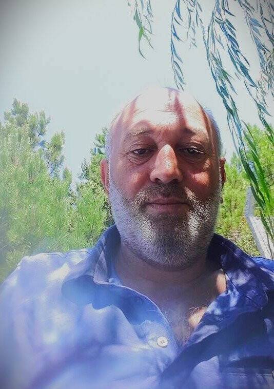 Kendisine ulaşılamayan alternatif tıp uzamanı evinde ölü bulundu