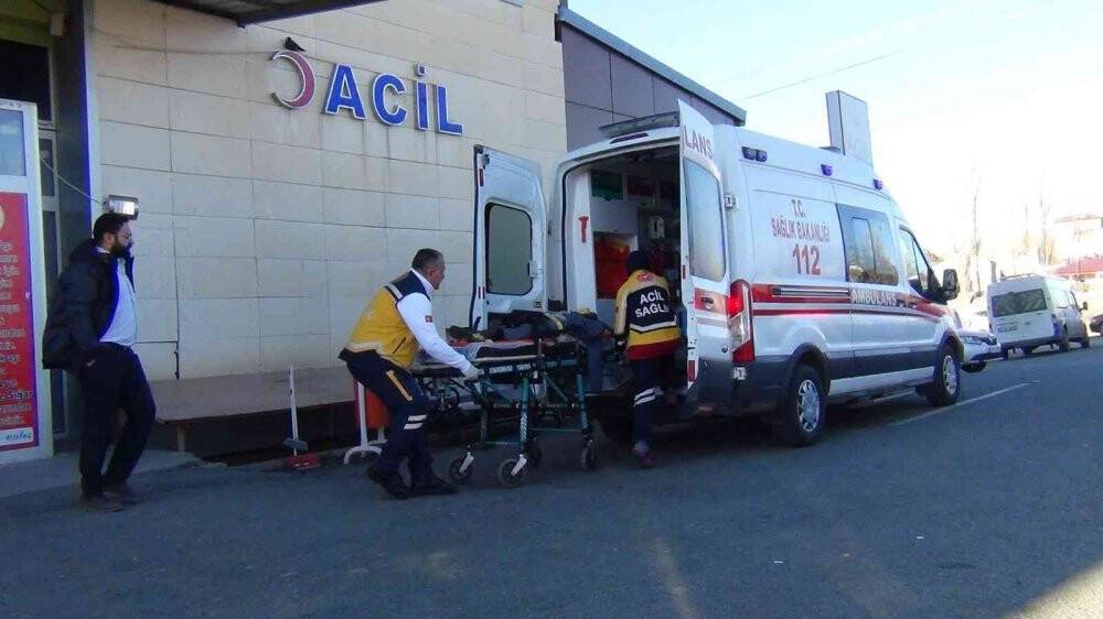 Öğrenci servisi takla attı: 1 ölü, 14 yaralı