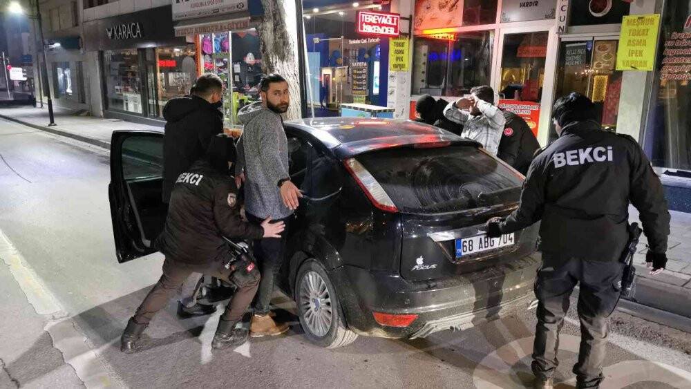 Alkollü yakalandı, Osmanlı'dan girdi Anadolu'dan çıktı