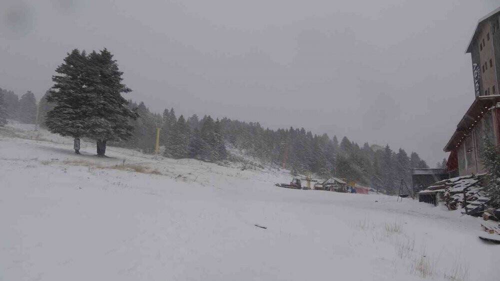 Uludağ beyaza büründü