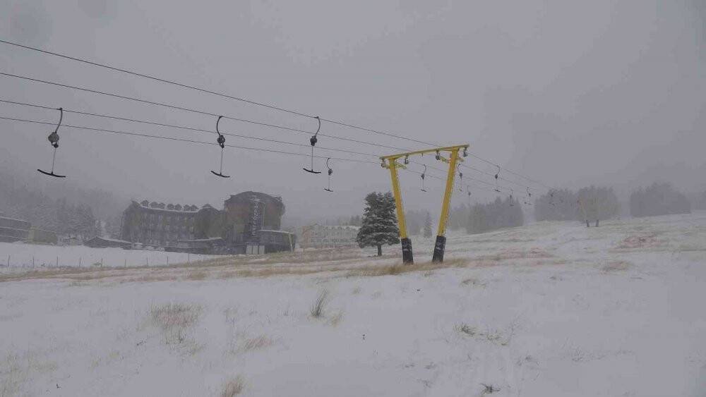 Uludağ beyaza büründü