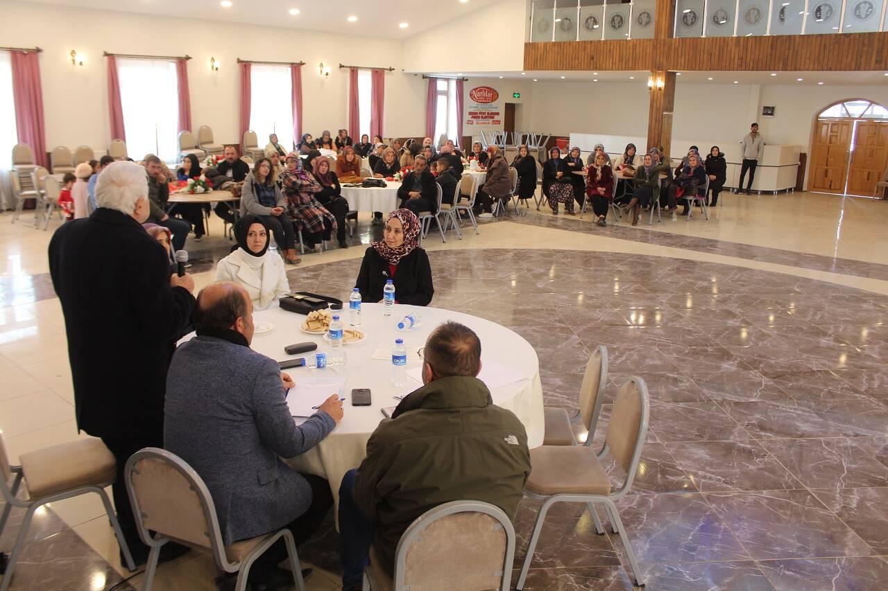 aa-20230112-29973030-29973027-halkapinarda-kadin-girisimcileri-kooperatifinin-toplantisi-gerceklestirildi.jpg