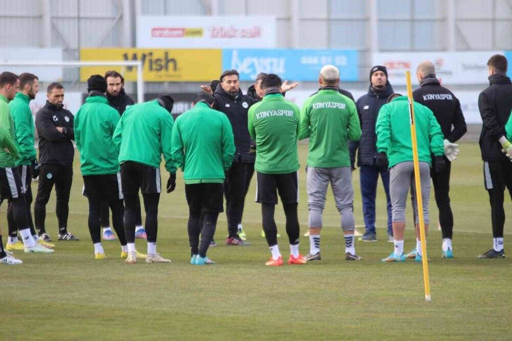 İlhan Palut: 3 puanlarla tanışmak istiyoruz