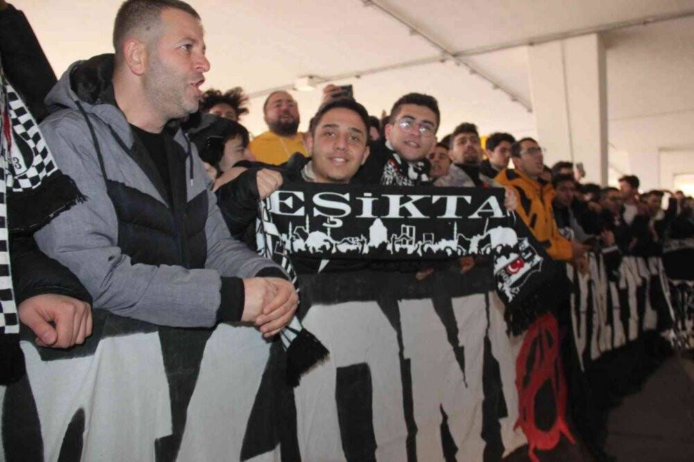 Beşiktaş kafilesi Konya’ya geldi