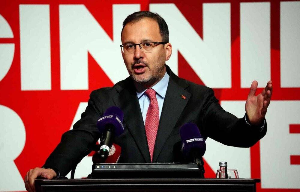 Büyükekşi: Türk futbolunu bugünkünden de daha iyi noktalara taşıyacağız