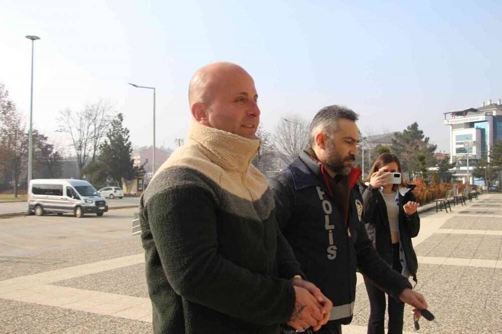 "Parayı göndereceğim" dedi, 81 koyunla kayıplara karıştı