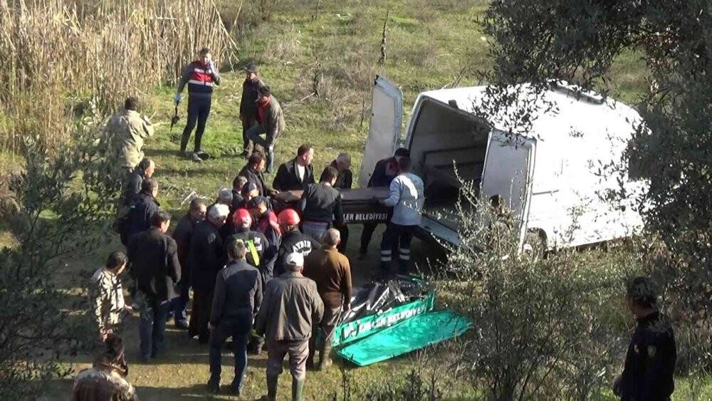 40 metrelik uçurumdan düştüler