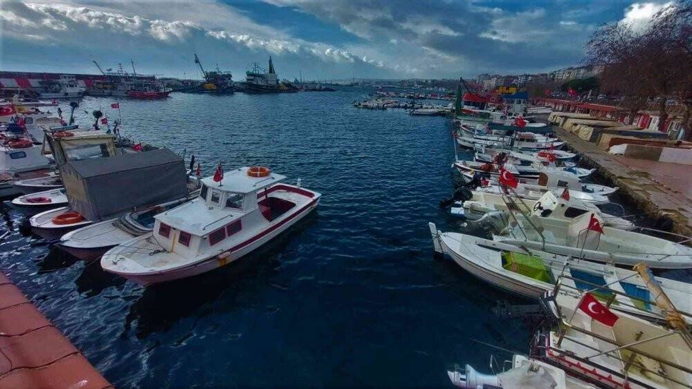 Marmara’da şiddetli fırtına etkili oluyor