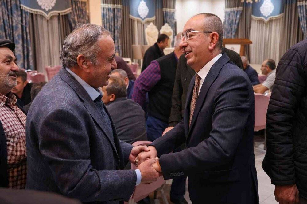 Mustafa Kavuş: “Biz muhtarlarımızla aynı hedefe koşan büyük bir aileyiz”