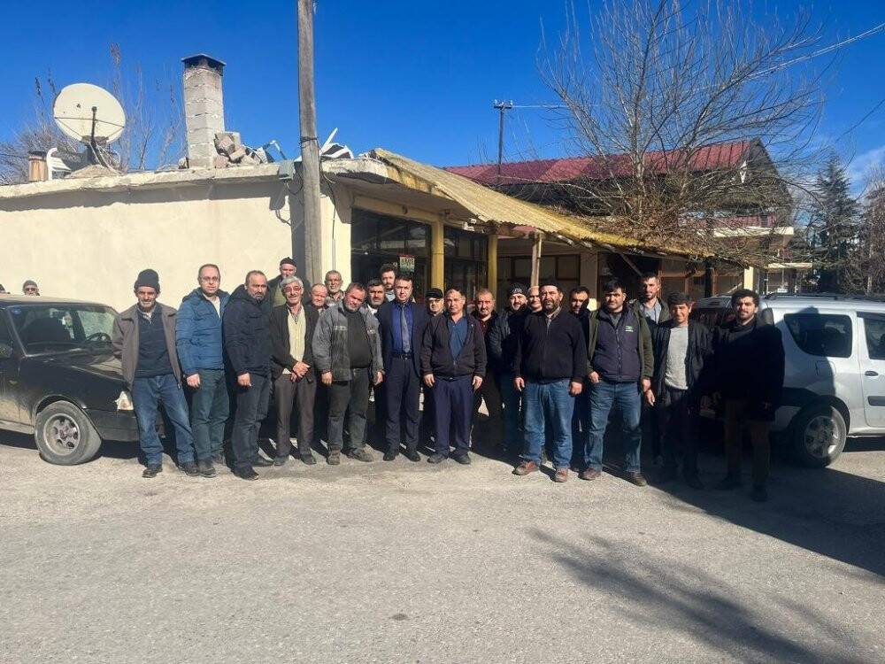 Çiftçiler eğitim toplantısında bir araya geldi