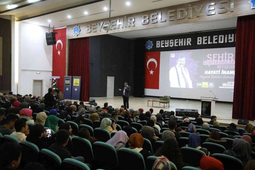Dursun Ali Erzincanlı ve Hayati İnanç şehir konferanslarında