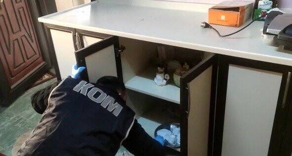 Konya’da polisin baskın yaptığı iş yerinden binlerce sikke ele geçirildi