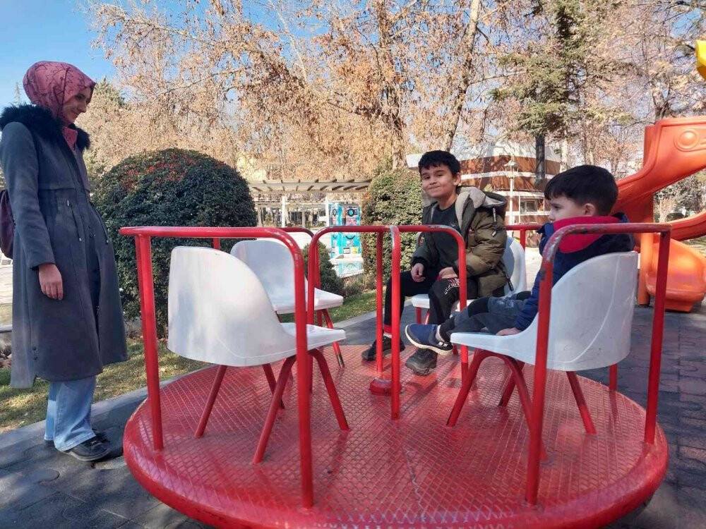 Konyalılar güneşli havanın tadını çıkarttı