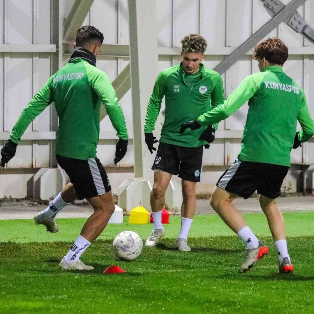 Konyaspor'da Ankaragücü maçı hazırlıkları tamamlandı