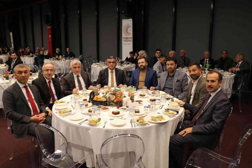 “Adı Ali-Veli olanların SİHA ve İHA’larımızdan rahatsızlık duymasını anlayamıyorum”