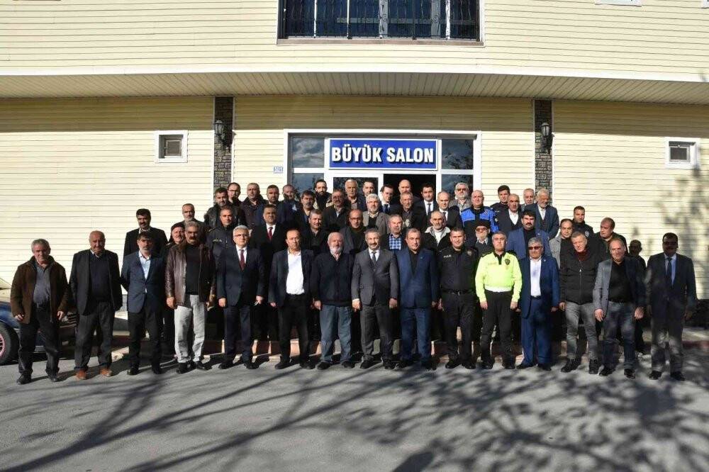 İl Emniyet Müdürü Dinç muhtarlarla buluştu