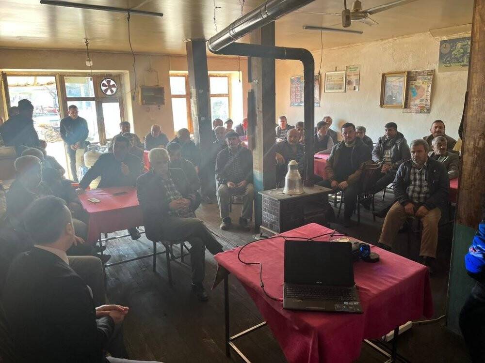 Beyşehir’de çiftçi eğitim toplantıları devam ediyor