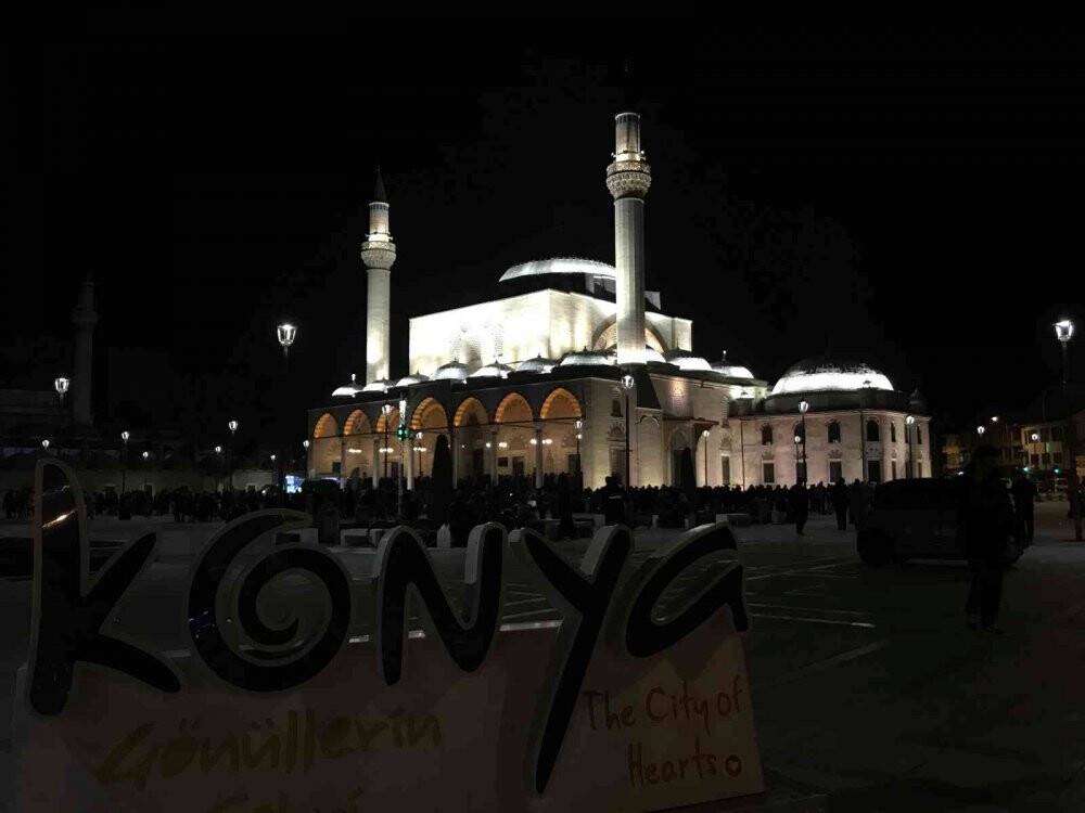 Konya’da Üç Aylar'a girişi müjdeleyen Regaib Kandili coşkuyla idrak edildi