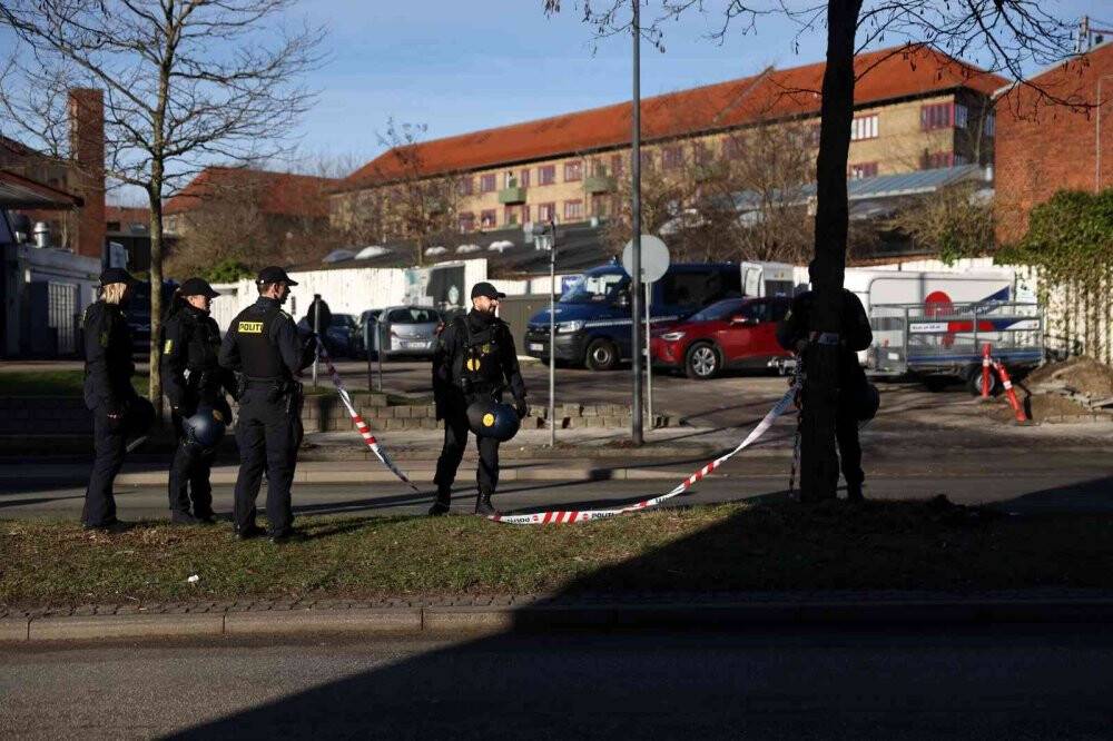 Aşırı sağcı Rasmus Paludan bu kez Danimarka’da Kur’an-ı Kerim yaktı