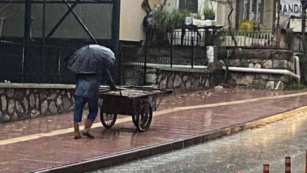 Aydın'da sağanak ve dolu etkili oldu
