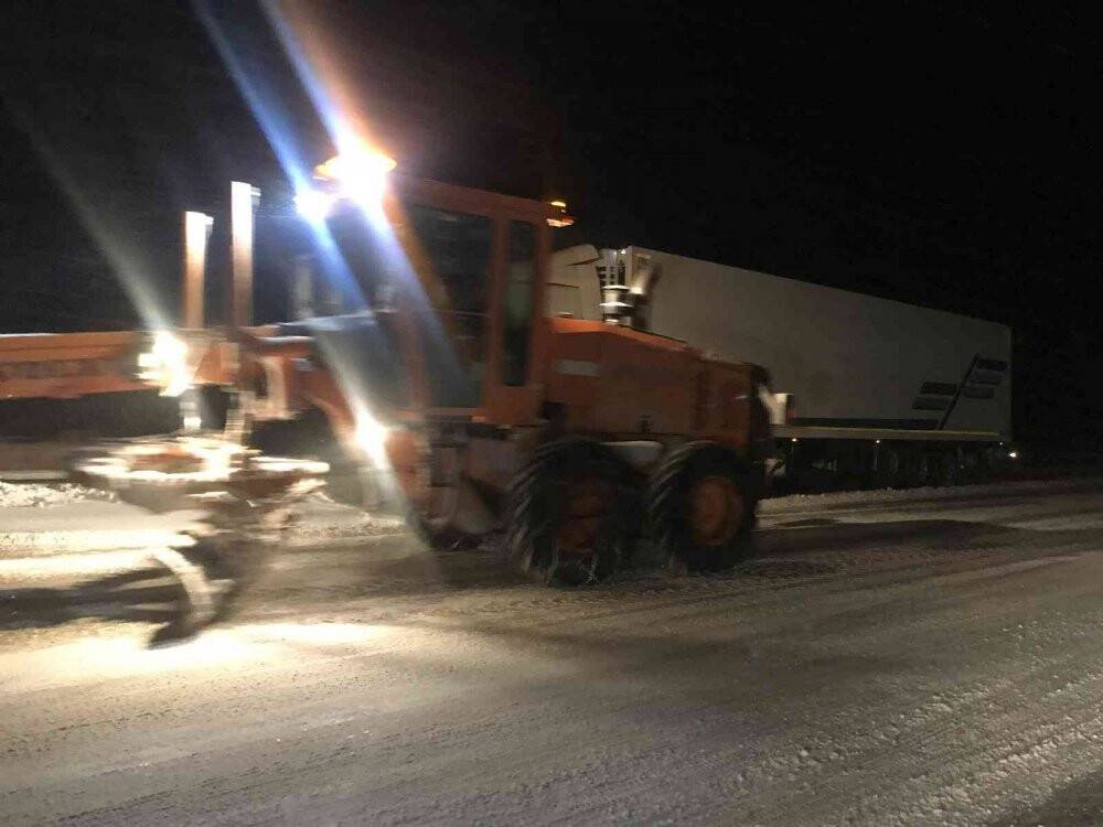 Antalya-Konya Kara Yolu'nda kar! Kalınlığı 20 santime ulaştı