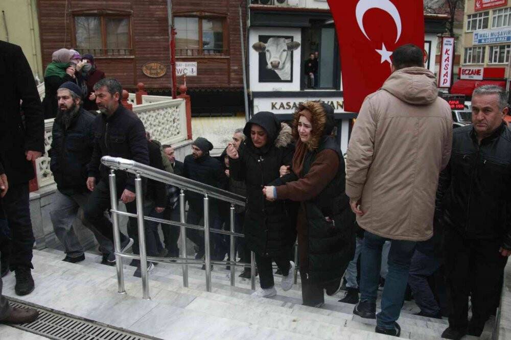 Cinayete kurban giden dört kişi son yolculuklarına uğurlandı