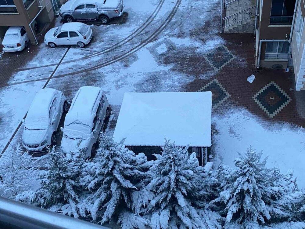 Konya'nın o ilçesinde ilk kar sevinci
