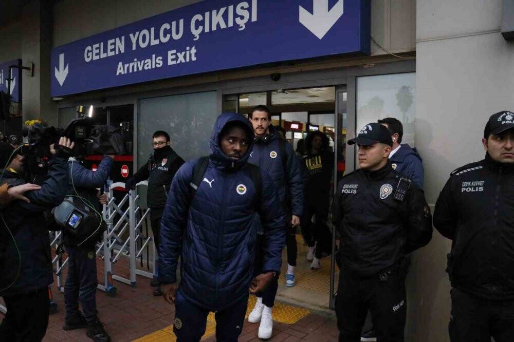 Fenerbahçe, Adana’da