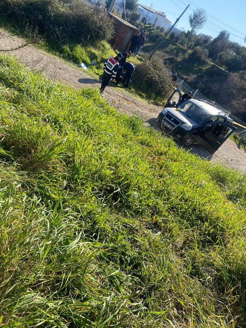 Antalya’da korkunç infaz : Mahalle muhtarı dahil 3 ölü