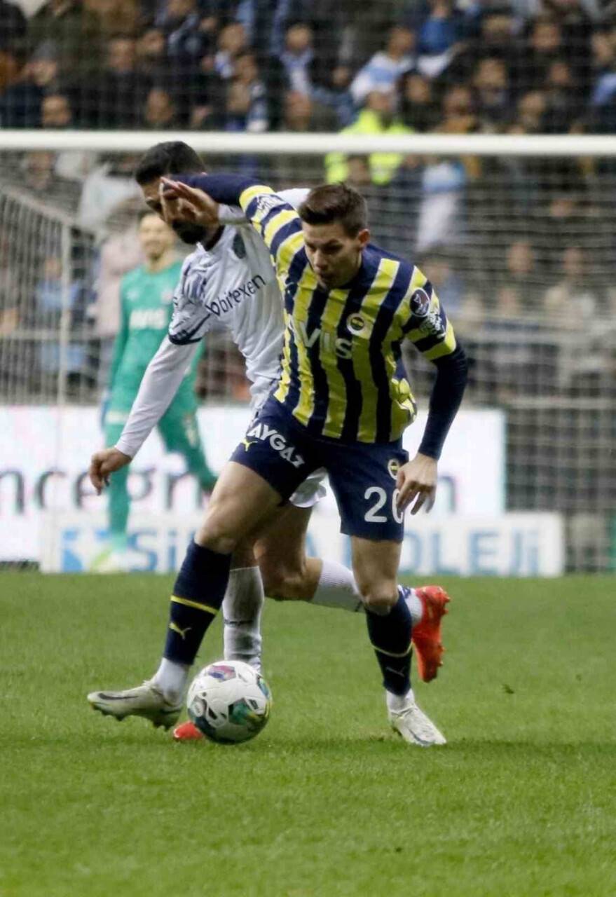 Spor Toto Süper Lig: Adana Demirspor: 1 - Fenerbahçe: 1 (Maç sonucu)