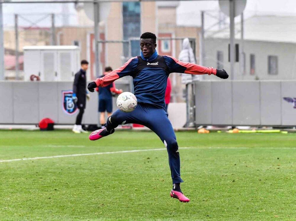 Başakşehir, Alanyaspor mesaisi başladı