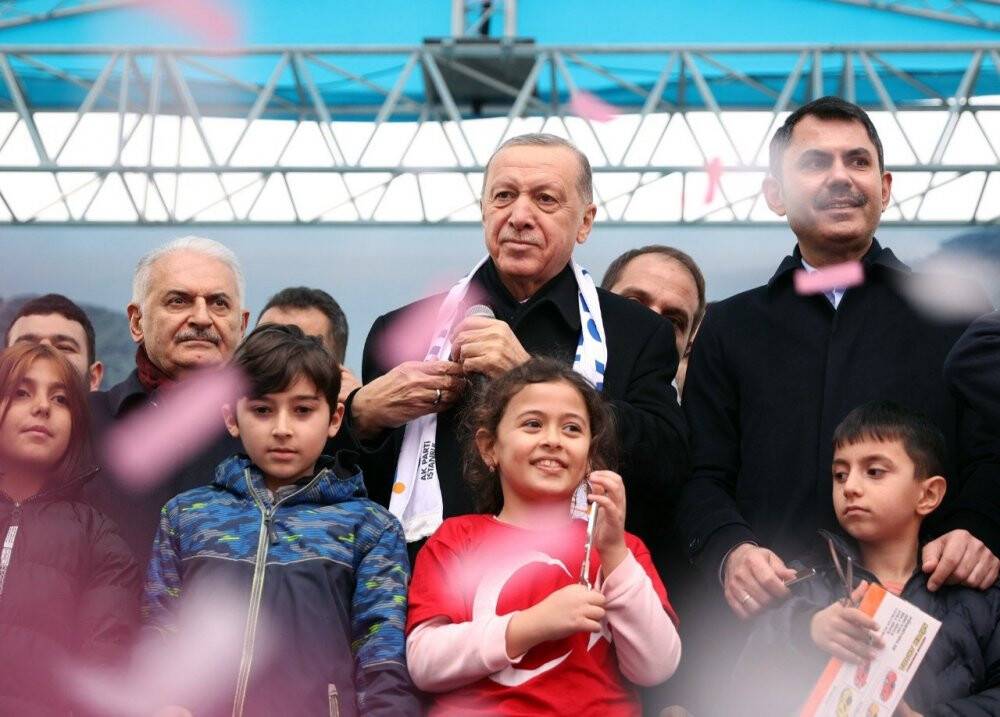 Murat Kurum:  İstanbul’u beceriksizlik  ve iş bilmezliğe terk etmeyeceğiz