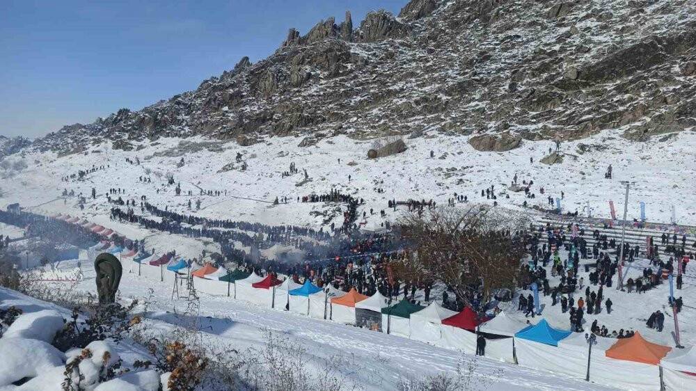 Festivalde 7 buçuk ton sucuk 350 bin kişiye dağıtıldı