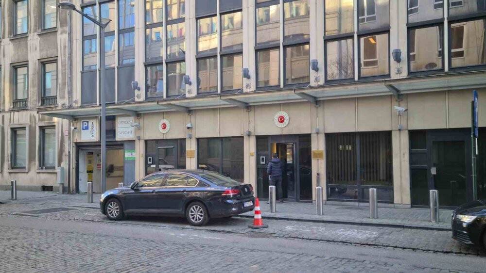 AB’nin kalbinde bayraklar yarıya indirildi