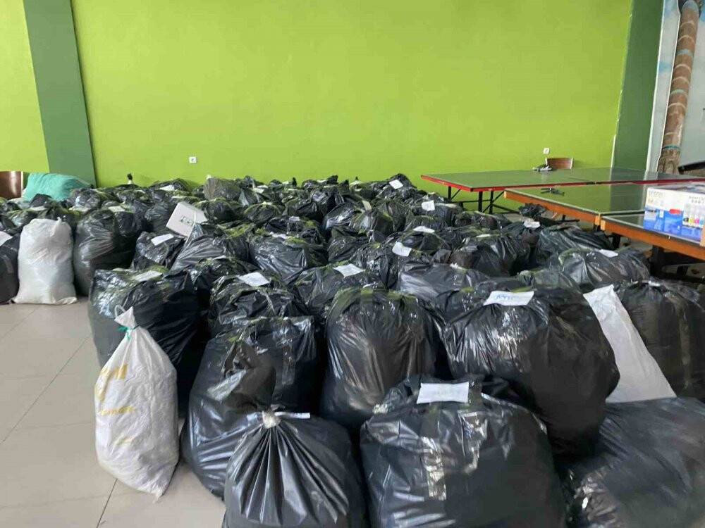 Ereğli’de deprem bölgesine yardımlar devam ediyor