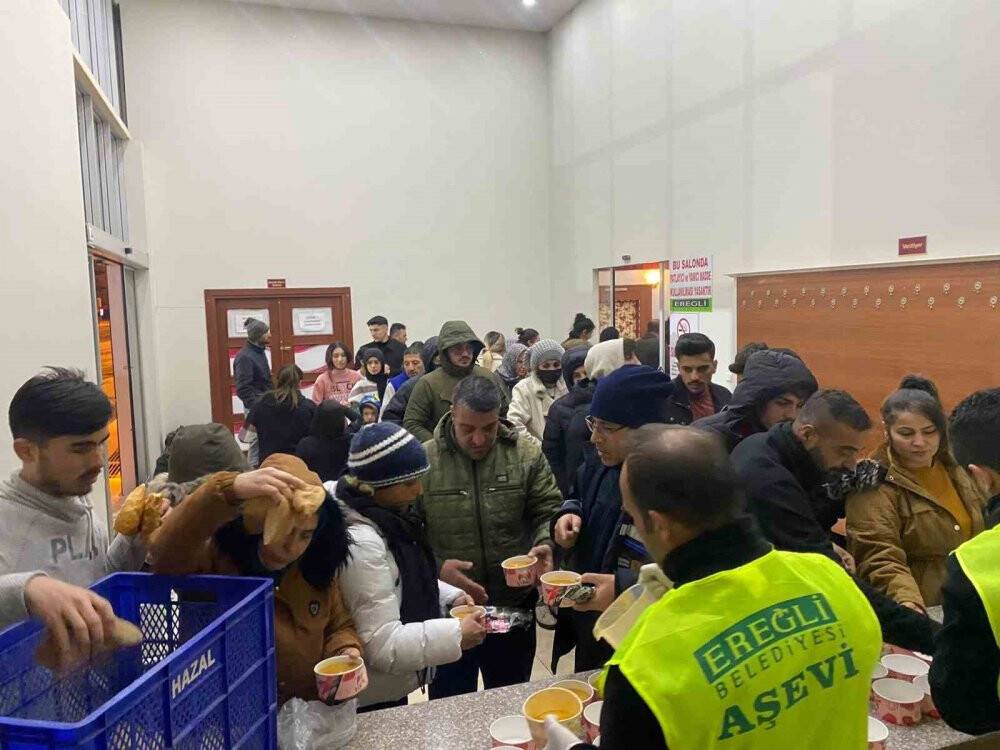 Ereğli Belediyesi'nden depremzedelere barınma kolaylığı