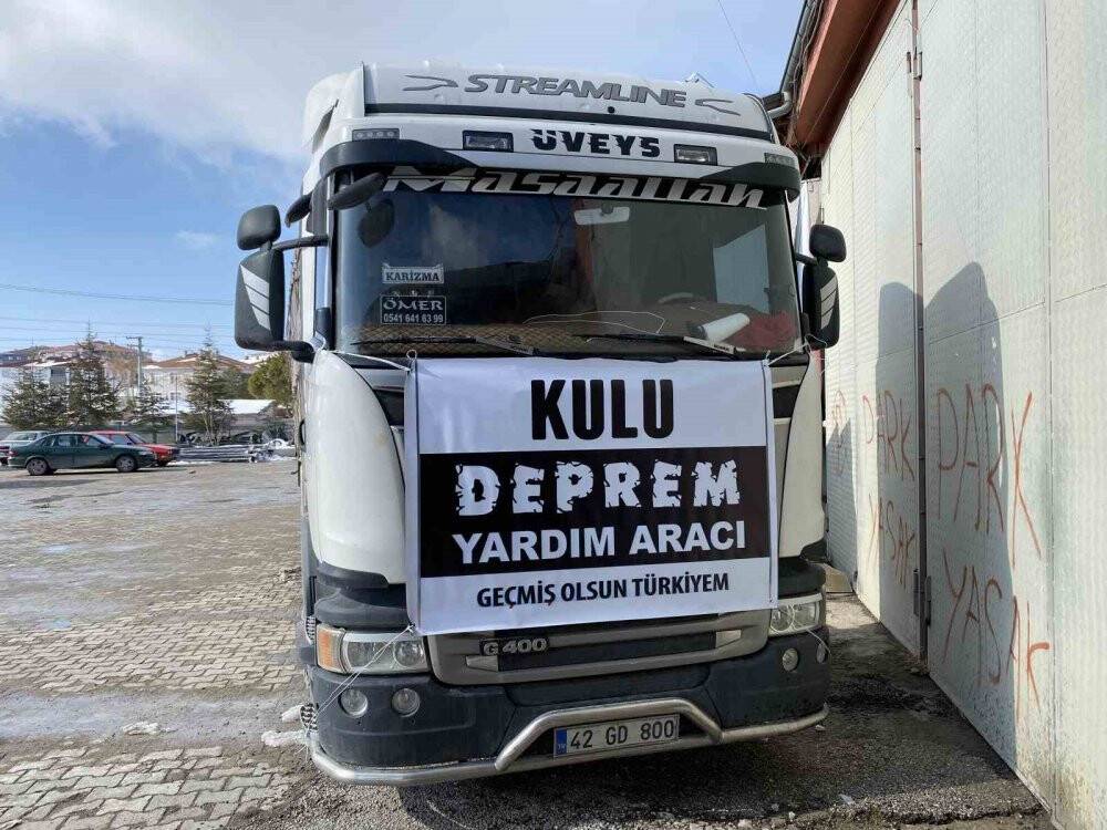 Kulu'dan deprem bölgesine yardım sürüyor