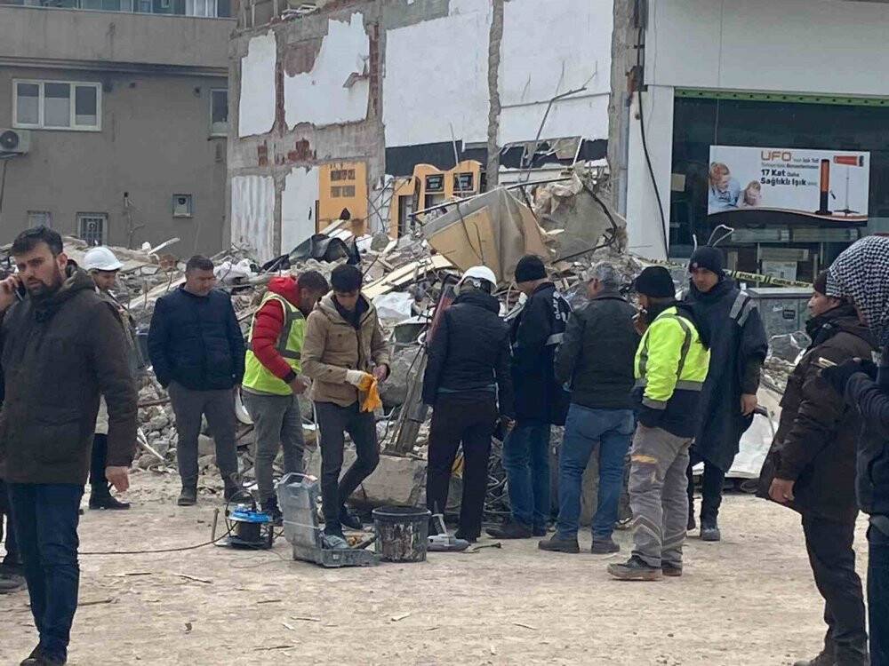 Kolonlarının kesildiği iddia edilen binada savcılık incelemesi