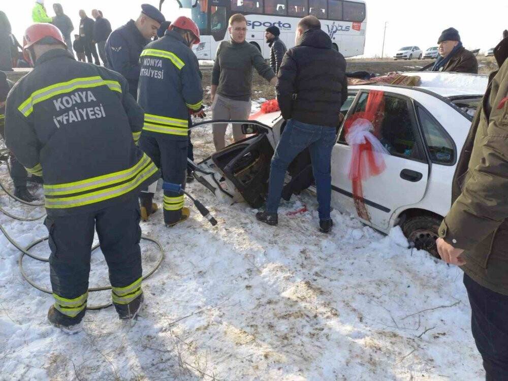 Düğün konvoyundaki kazada damat öldü