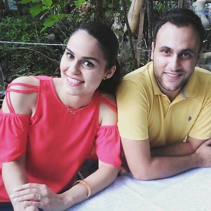 Depremde bu fotoğrafta bulunan sadece bir kişi hayatta kaldı