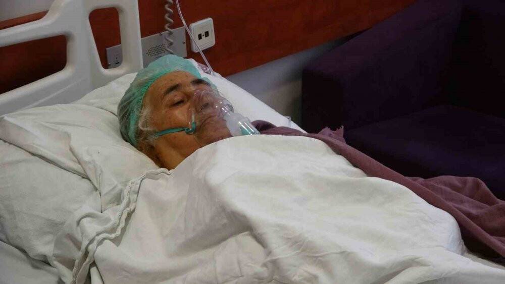 Ailesinden 12 kişiyi kaybeden depremzede: “Depremi anlatmaya tarif yetmez”