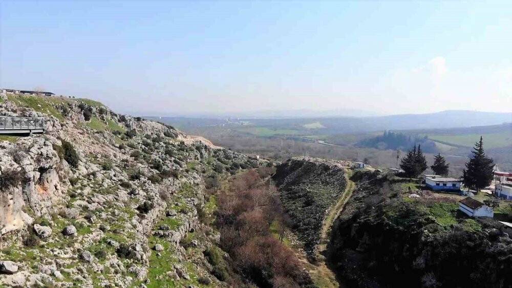 Cam teras büyük depremlere rağmen  zarar görmedi