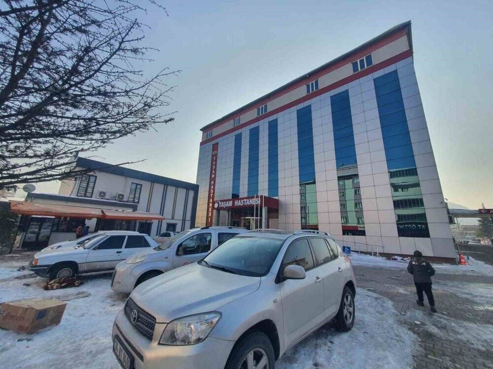 Depremin merkezinde , sahte doktora tutuklama