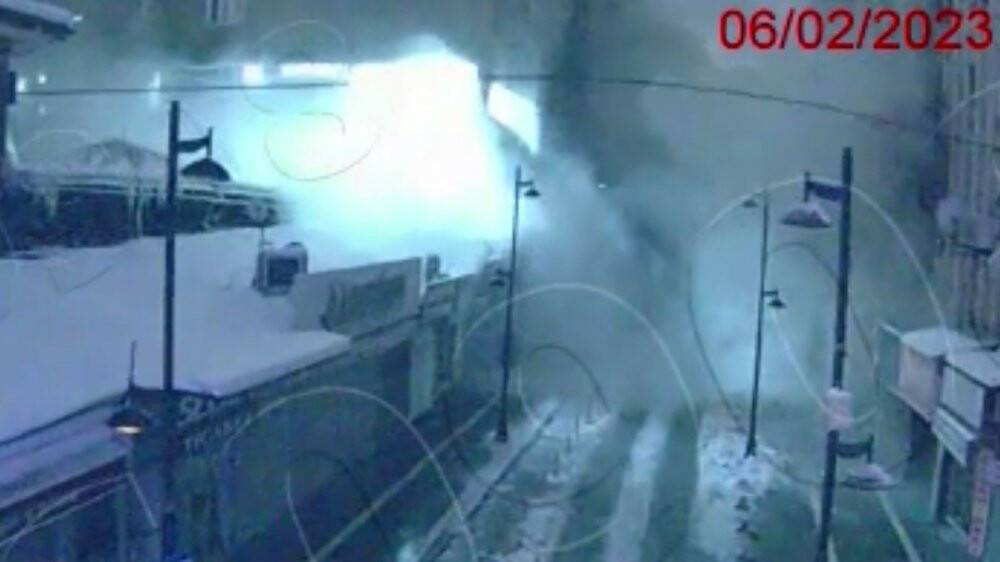 Asrın felaketinde binaların ardı ardına yıkıldığı yeni görüntüler ortaya çıktı